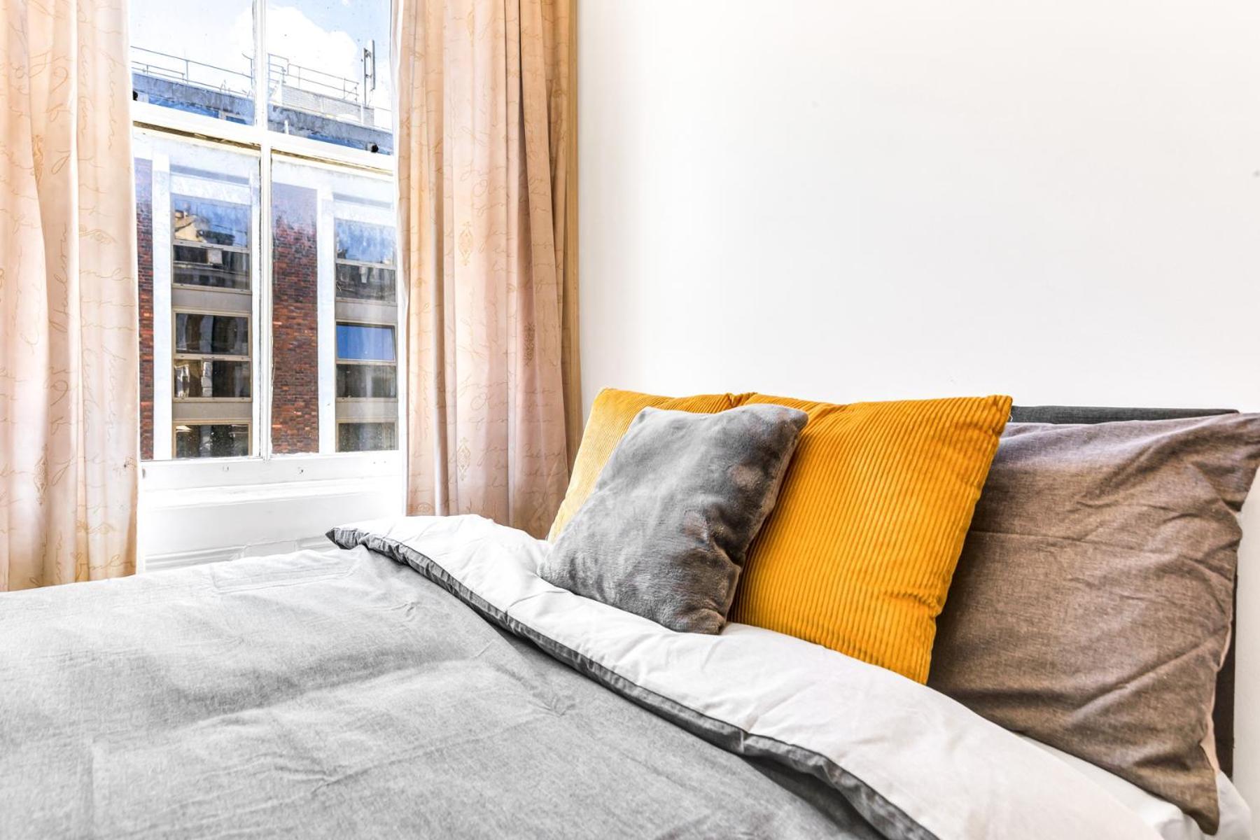 Luxstay2 Earls Court Apartment - Sleeps Up To 8 Londra Dış mekan fotoğraf