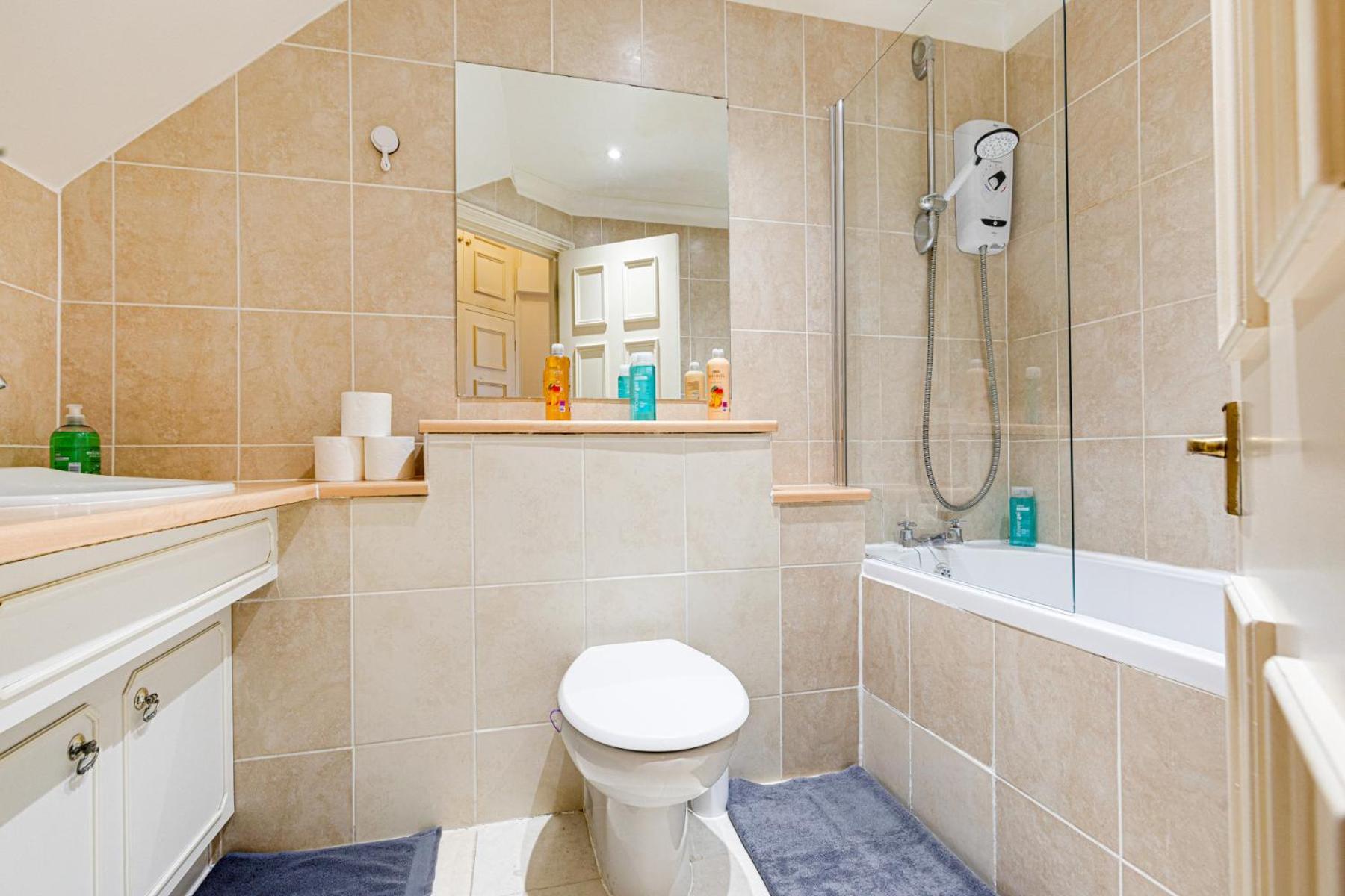 Luxstay2 Earls Court Apartment - Sleeps Up To 8 Londra Dış mekan fotoğraf